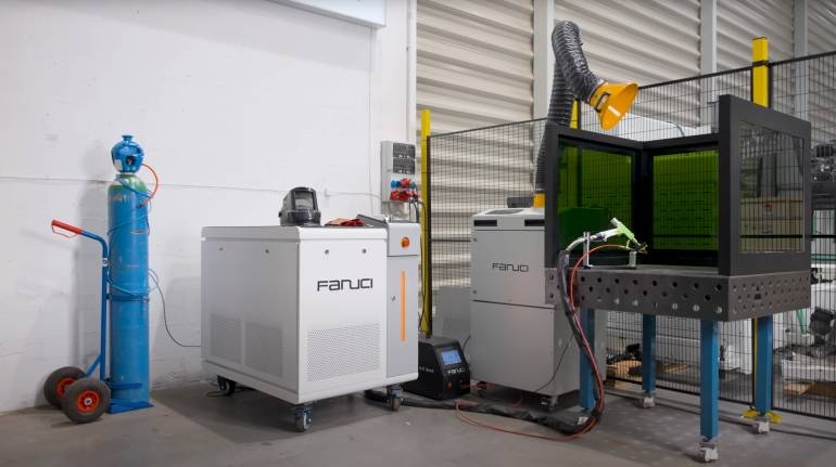 laser welder - workstation