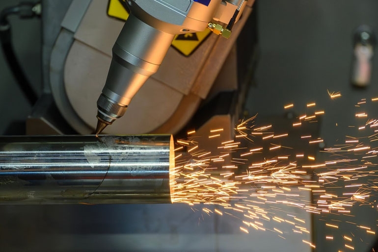 Example of laser cutting in fiber technology